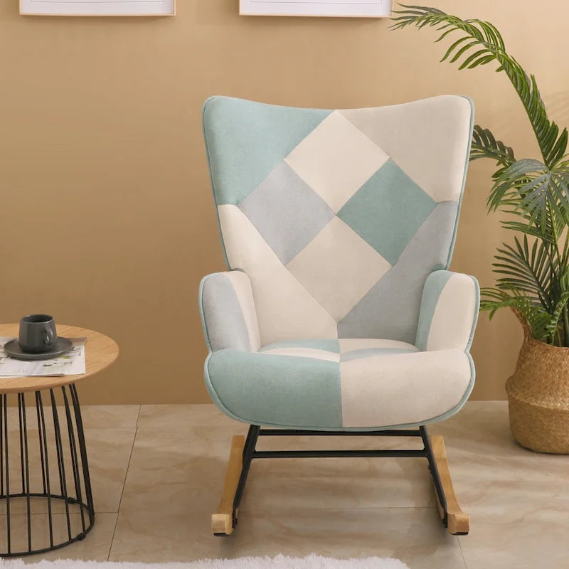 Fauteuil à bascule en tissu Mid-Century avec pieds en bois et lin patchwork