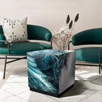 Table basse en verre artistique biseauté à impression inversée Saphir Océan avec piètement plinthe noir