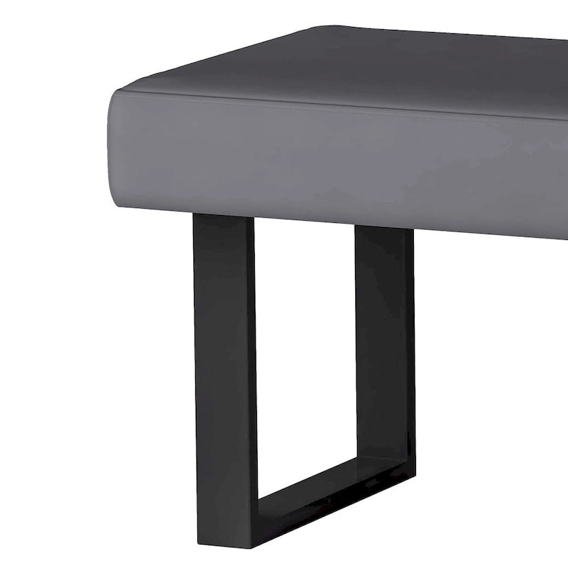 Banc rembourré Lillian Gray avec pieds en acier – Chambre et entrée